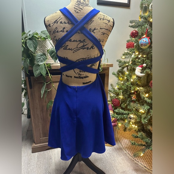 Lulu’s Katrina Royal Blue Strappy Backless Skater Dress. Size M. NWT. - Picture 4 of 6